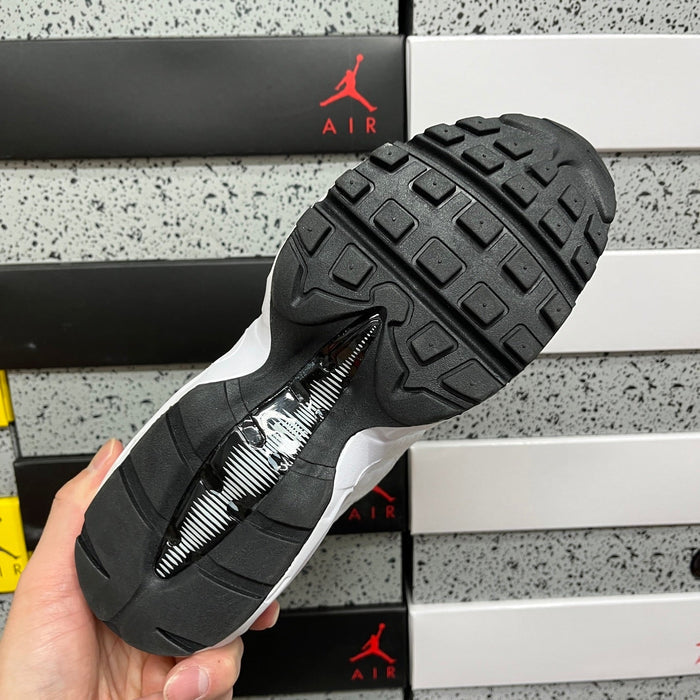 Nike Air Max 95 Essential White Black