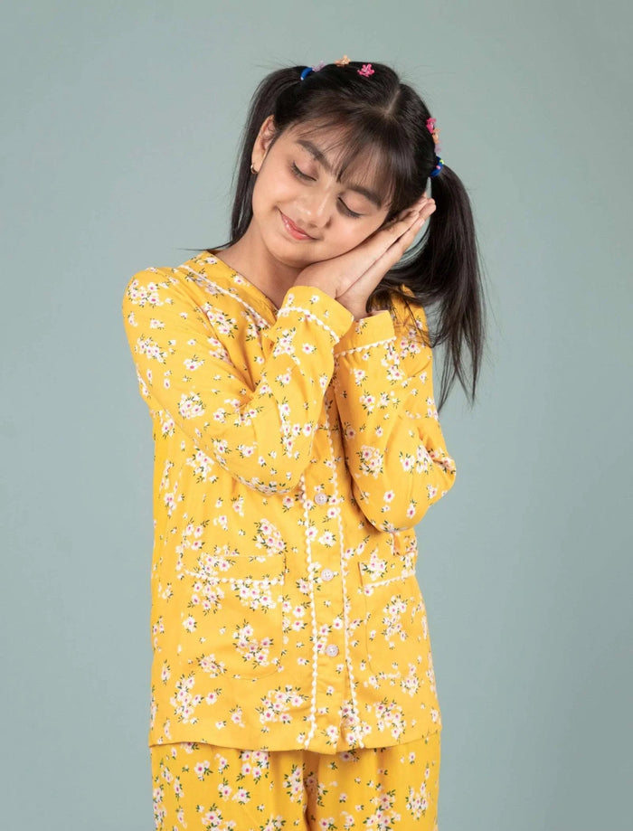 Best Fabric for Kids Clothes in Indian Summer- Tweeny Mini