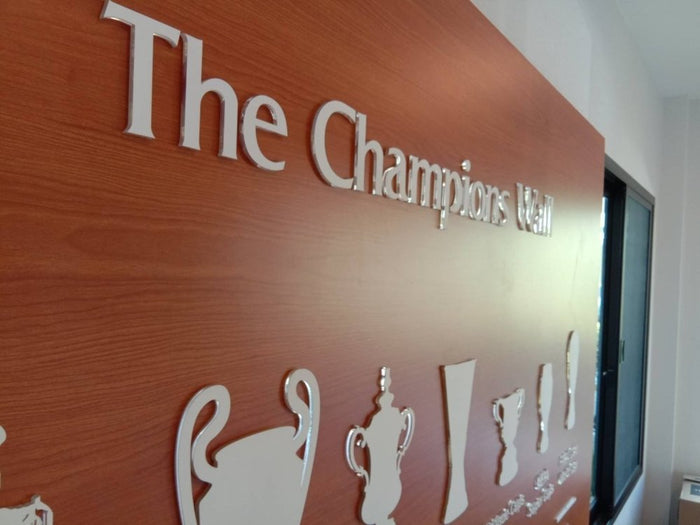 ป้ายอะคริลิค ตกแต่งผนัง ถ้วยแชมป์ liverpool champ trophy