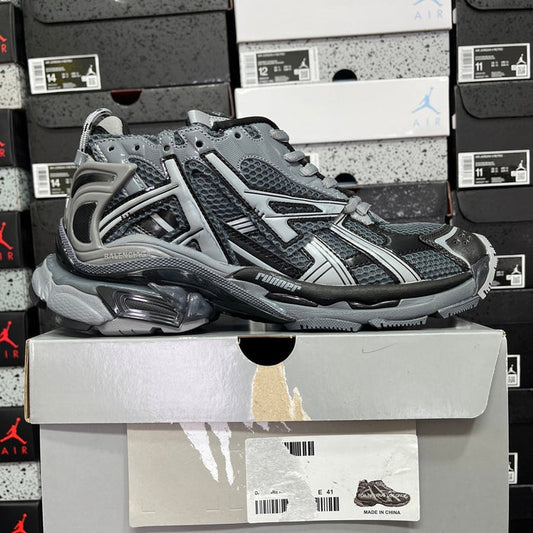 Balenciaga Runner 7.0 Night Black Grey