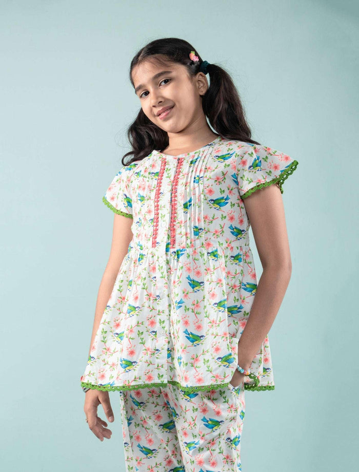 Best Fabric for Kids Clothes in Indian Summer- Tweeny Mini