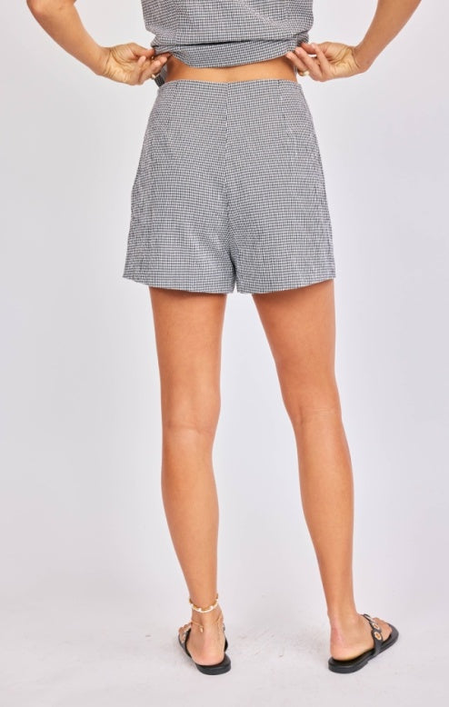 Boardwalk Hot Short
