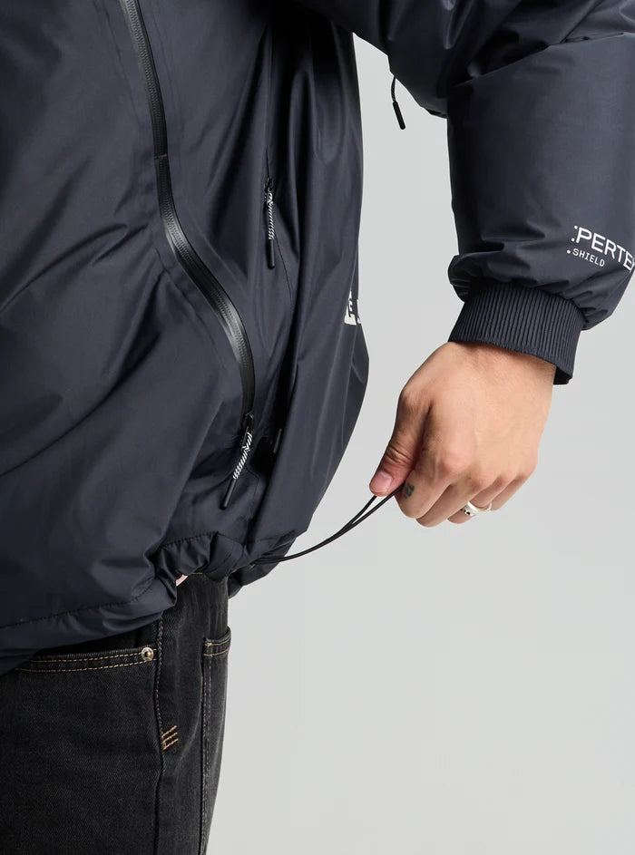 Product image of Burton AG Tergum Reversible Jacket[Variant:Plush Pink / True Black]