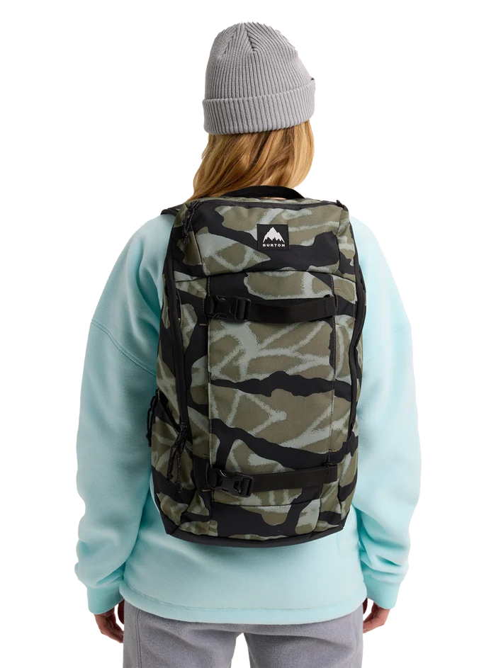 Product image of Burton Kilo 2.0 27L Backpack[Variant:Graffiti Camo]