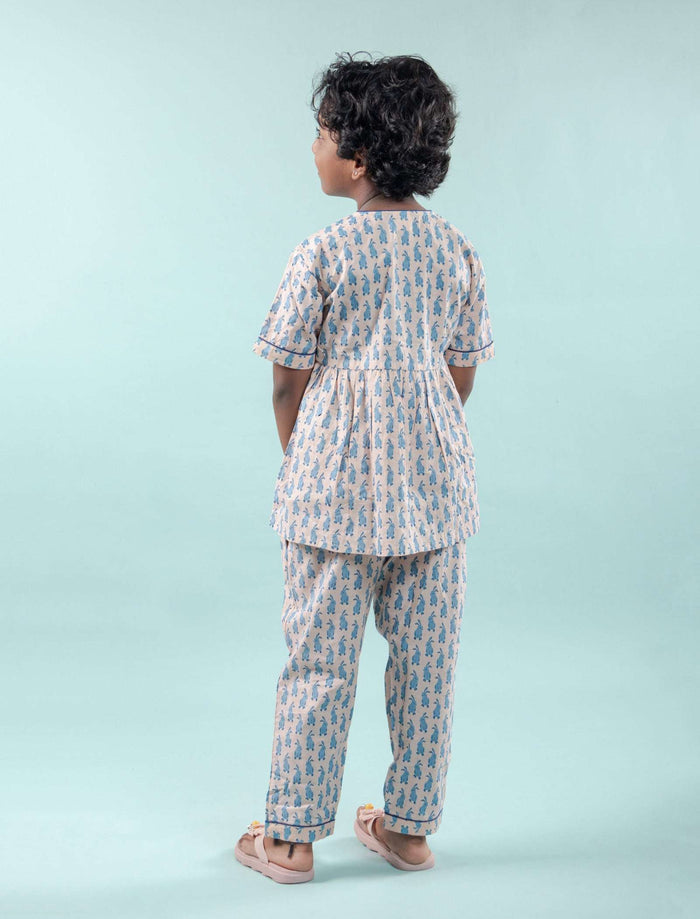 Best Fabric for Kids Clothes in Indian Summer- Tweeny Mini