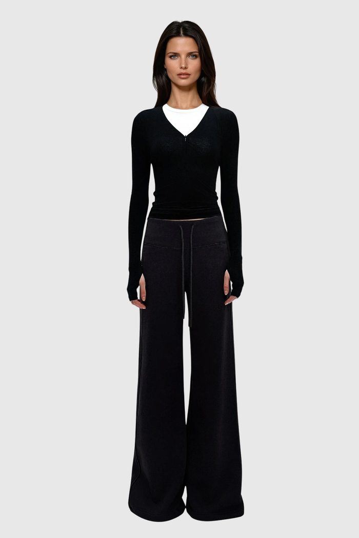 delicia-straight-pants-in-black