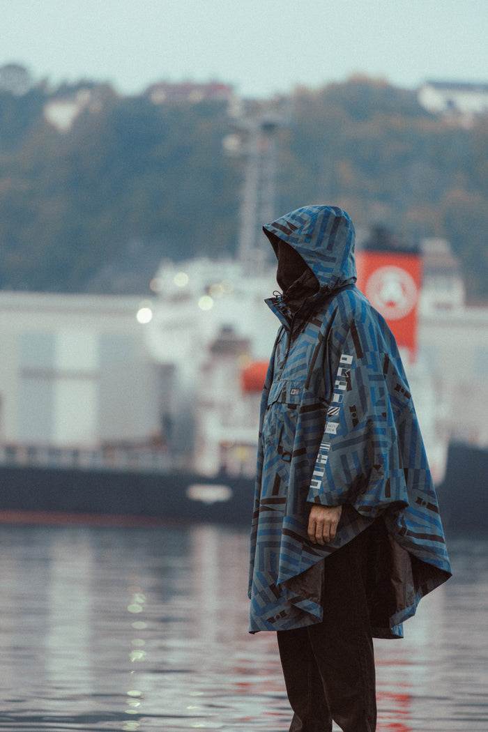Delta Poncho - Blue Dazzle