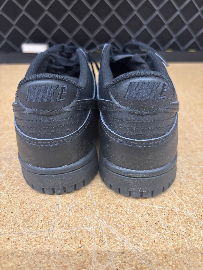 Nike Dunk Low Black (GS 5.5) Used
