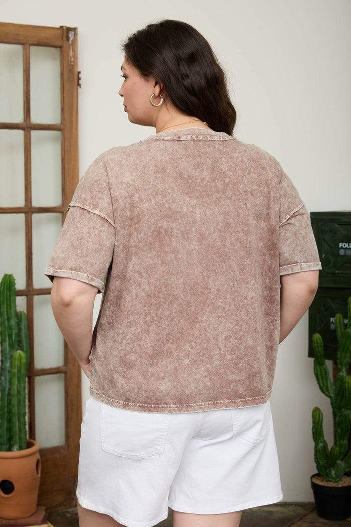 EXPOSED SEAM V NECK  KNIT TOP