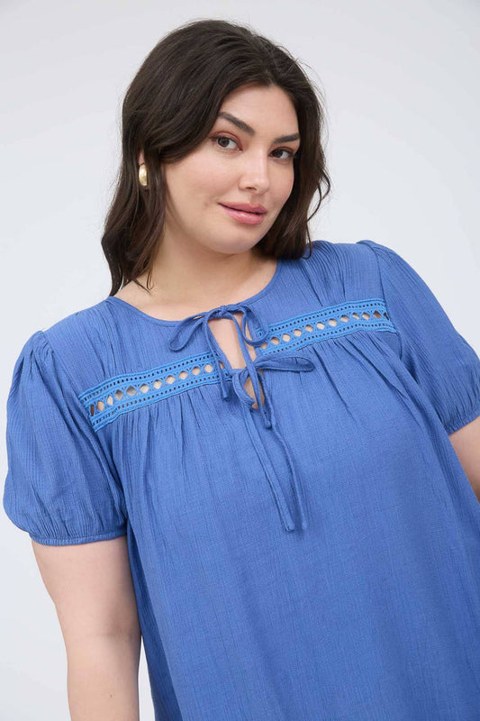 EYELET LACE TRIM DOUBLE FRONT TIE TOP