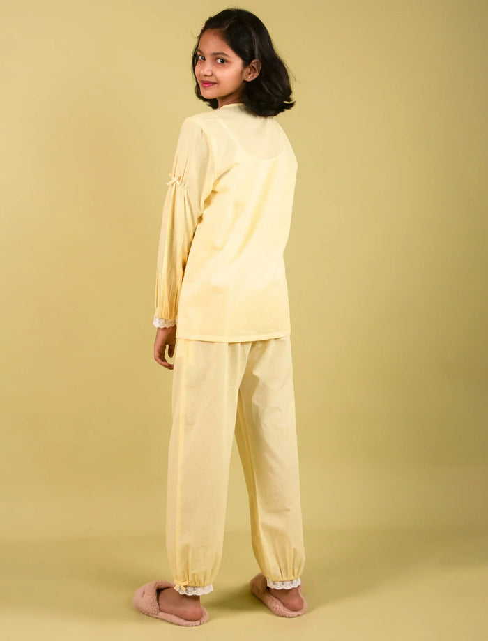 Best Fabric for Kids Clothes in Indian Summer- Tweeny Mini
