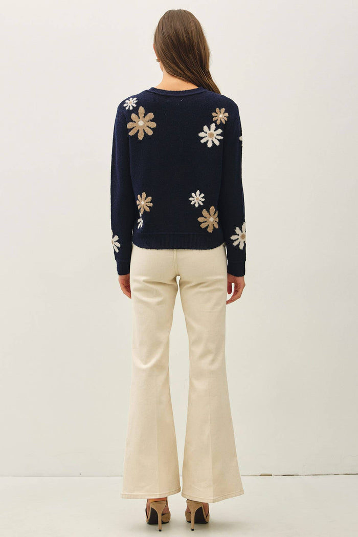 FLORAL ACCENT SWEATER