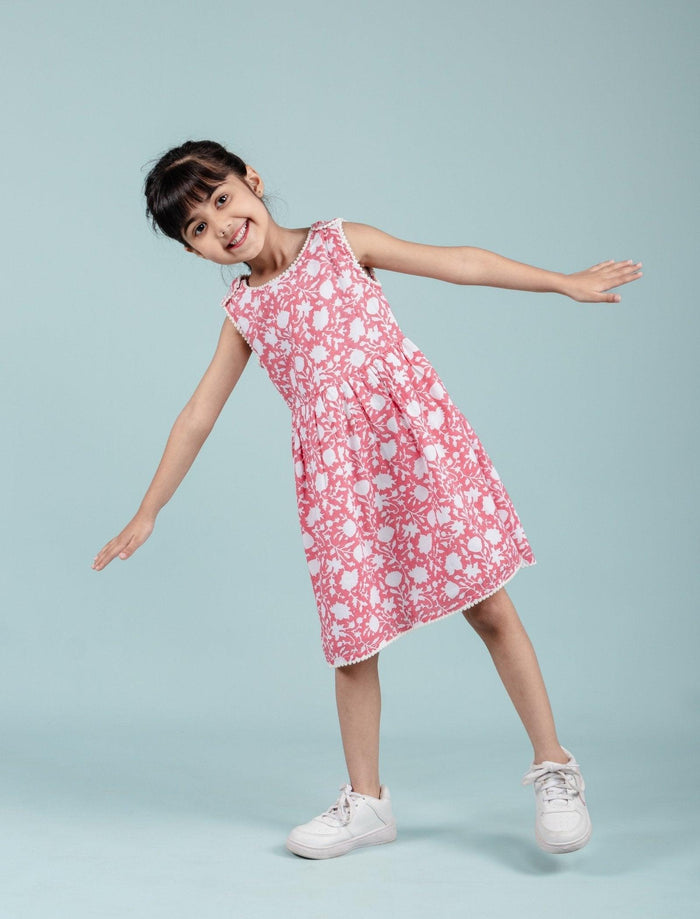 Best Fabric for Kids Clothes in Indian Summer- Tweeny Mini