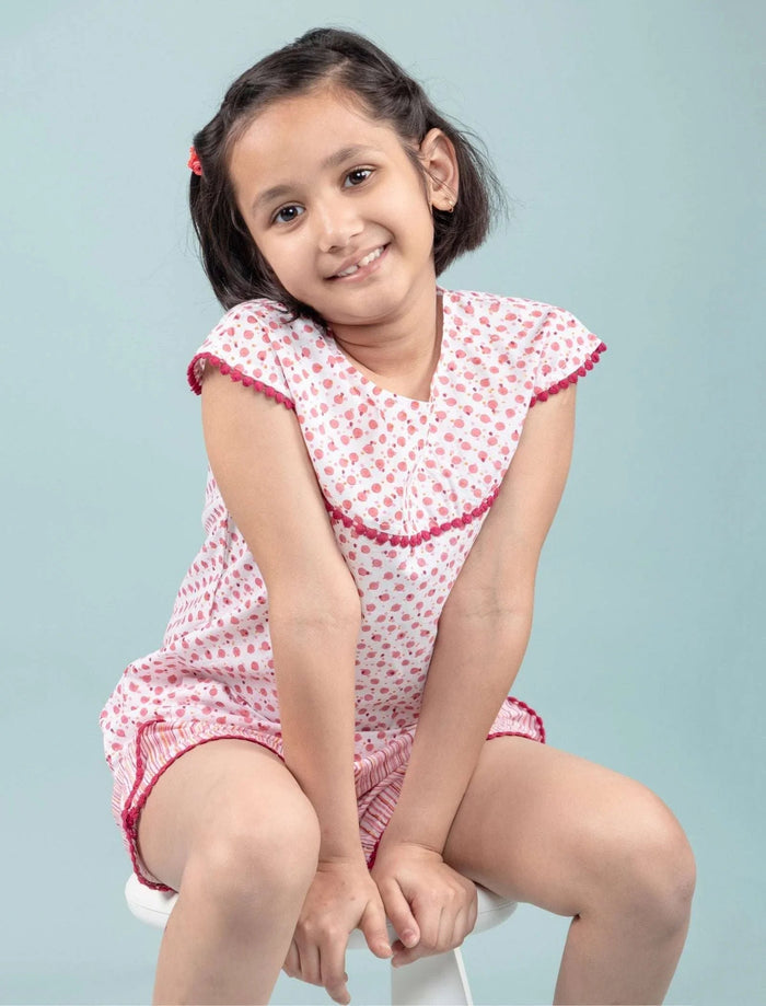 Best Fabric for Kids Clothes in Indian Summer- Tweeny Mini