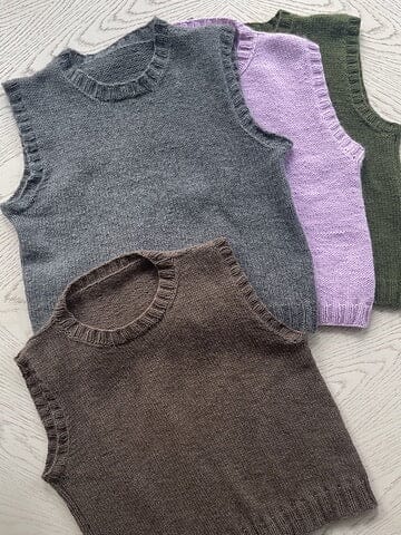 Hello Friend Vest by Leslie Friend, No 1 knitting kit
