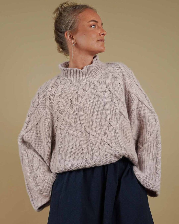 Karen sweater Version 2 by Önling, knitting kit in Önling No 3