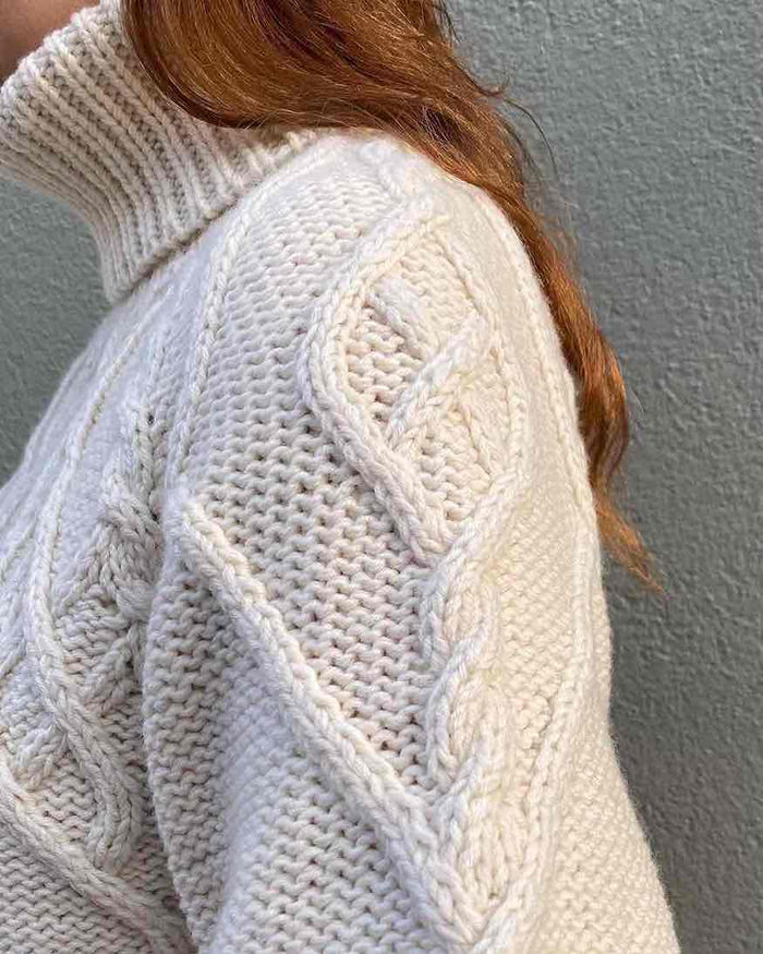 Karen sweater Version 1 by Önling, knitting kit in Önling No 3