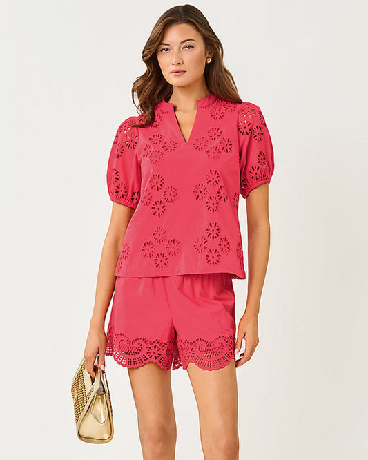 Lilly Pulitzer - Kilah Eyelet Short - Paradise Punch Medallion Petals Scallop Edge Cambric