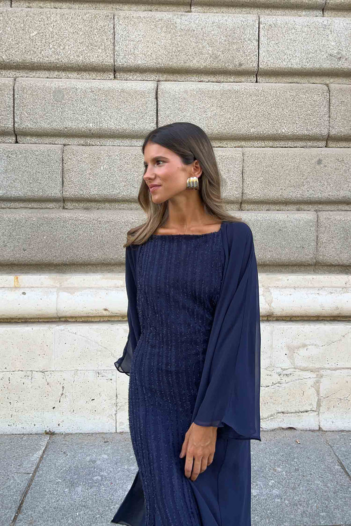 Kimono Saiko Marino de Lady Pipa para completar looks de invitada.