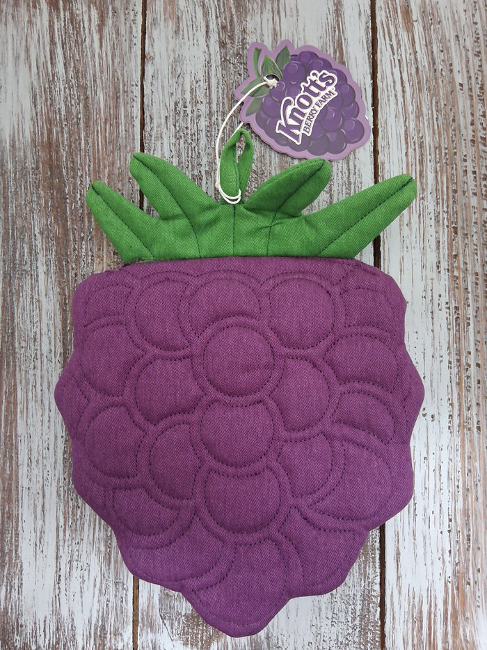 KNOTT'S BERRY FARM BOYSENBERRY POT HOLDER WITH POCKET 8IN