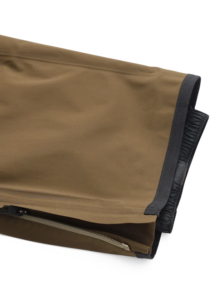 Product image of Men's Burton Year of the Horse Cavalry 2L GORE-TEX Bib Pants[Variant:Desert Palm]