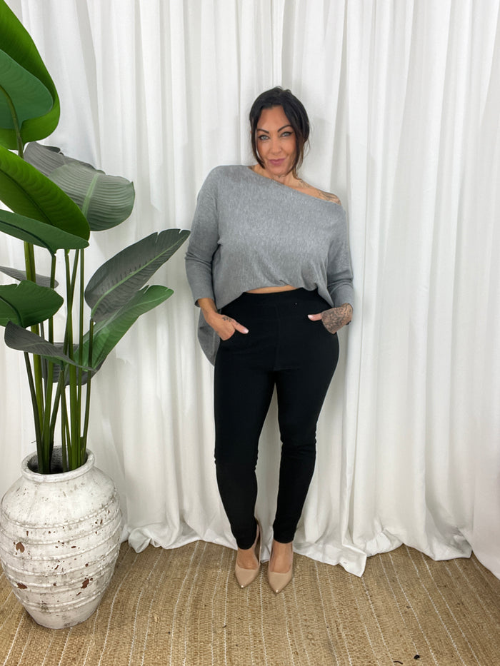 Olivia Ponte Pants (size down)