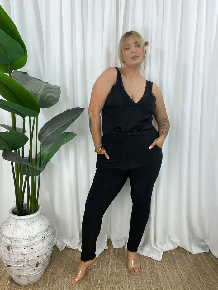 Olivia Ponte Pants (size down)
