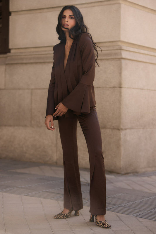 Pantalón Cíes Marrón ceñido de vestir de Lady Pipa para invitada y eventos.