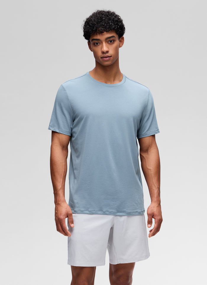 CRZ YOGA Men's Casual Classic Fit  T-Shirts Short Sleeve Crew Neck Belgian Blue