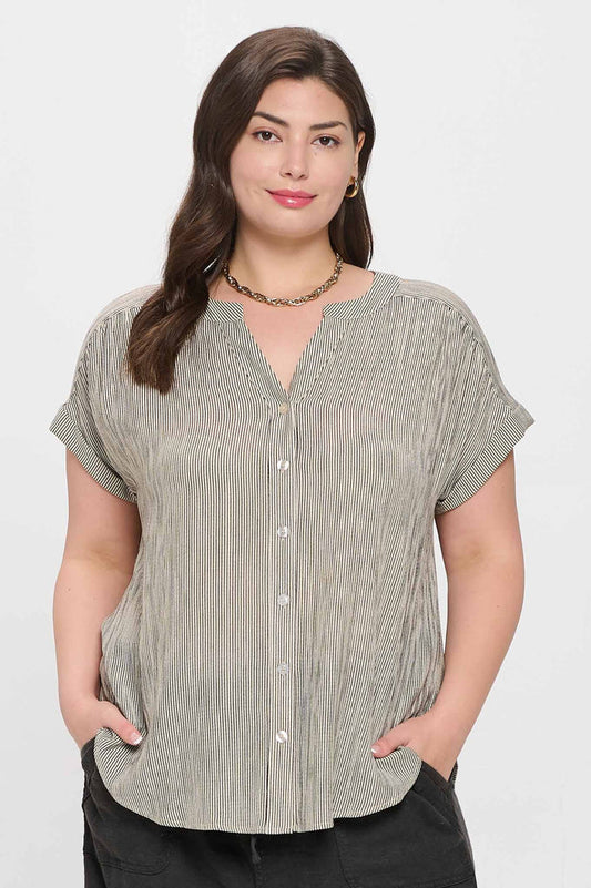 PINSTRIPE SHORT CUFF SLEEVE BUTTON DOWN SHIRT