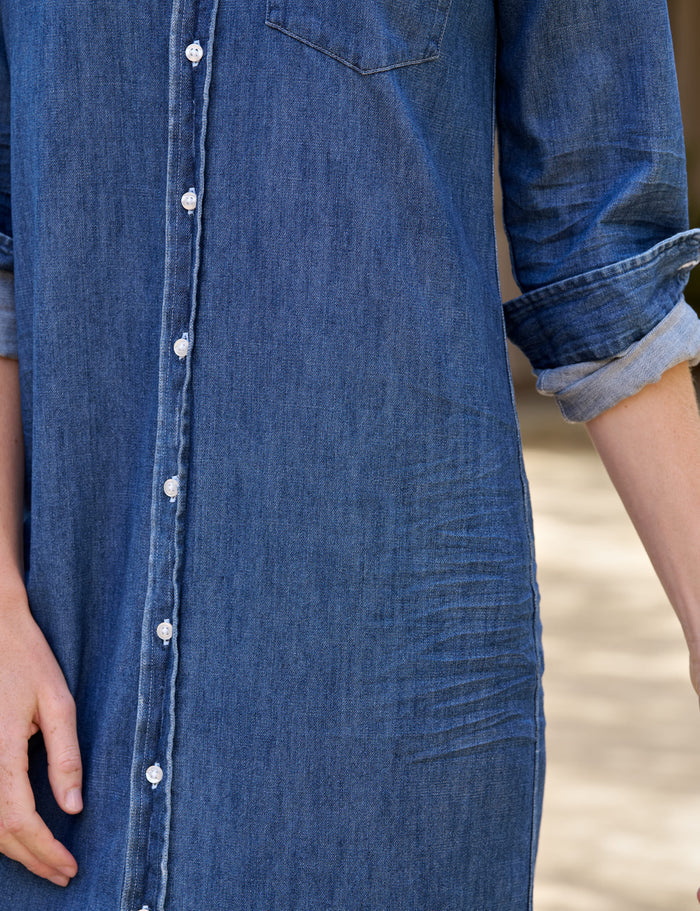 RORY Distressed Indigo Wash, Famous Denim