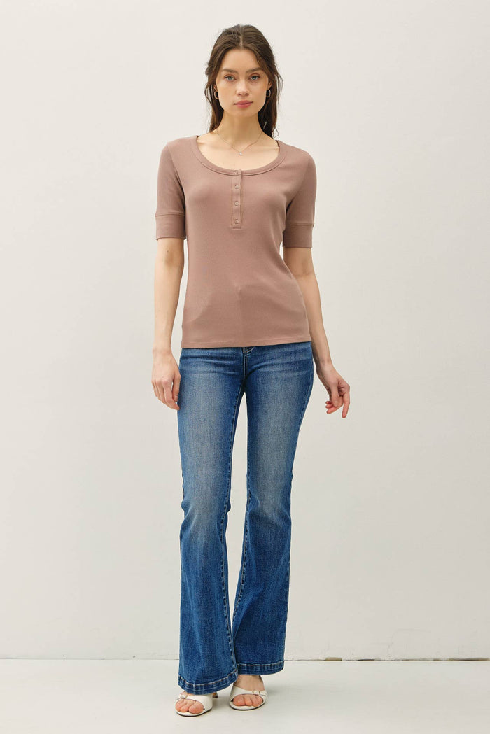 SHORT SLEEVE HENLEY NECK TOP