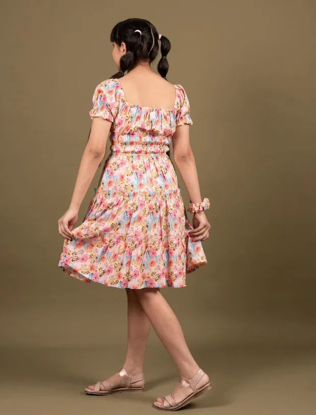 Classic Smocked Girls Kids Floral Dress with Puffed Sleeves-Tweeny Mini