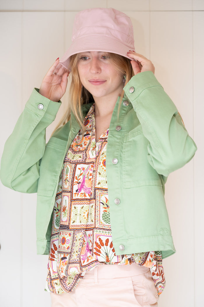 Stormy Hat