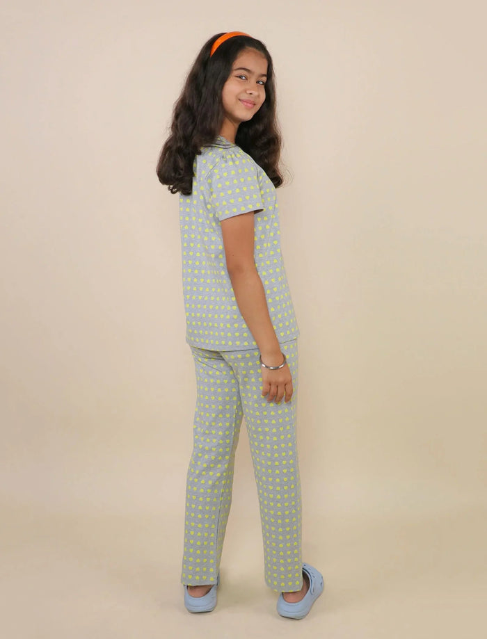Best Fabric for Kids Clothes in Indian Summer- Tweeny Mini