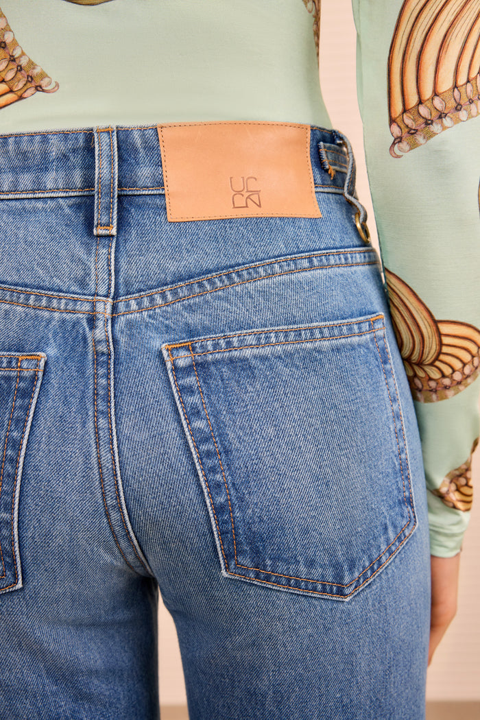 Agatha Jean Danube Medium Indigo Denim - Back Leather Logo Patch & Pocket Detail | Ulla Johnson