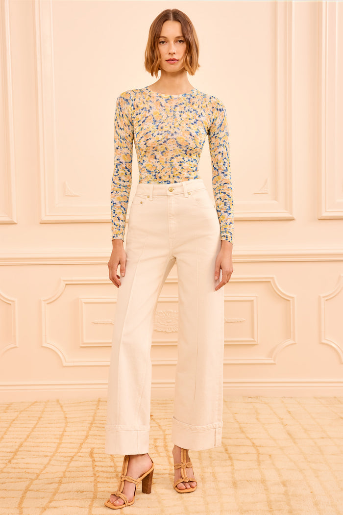 Genevieve Stretch Pintuck Jean in Cowrie White - Full-Length On Model | Ulla Johnson