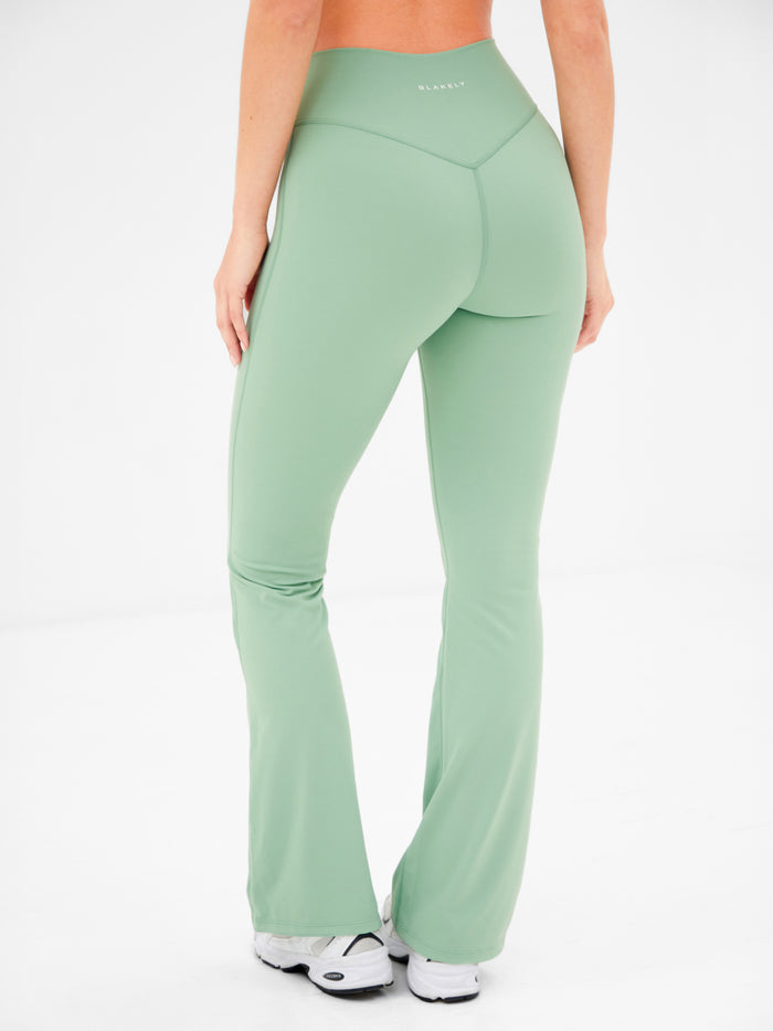 Ultimate Flared Leggings - Pale Green