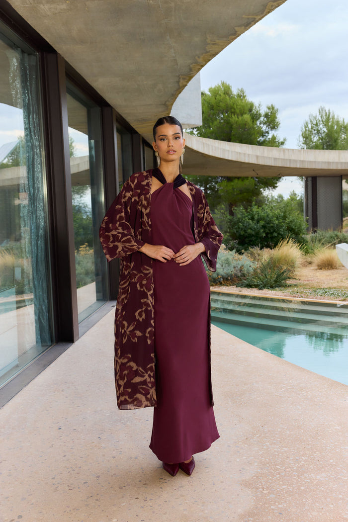 Vestido Ruby Morado maxi halter de tirantes de Lady Pipa para invitada de boda.