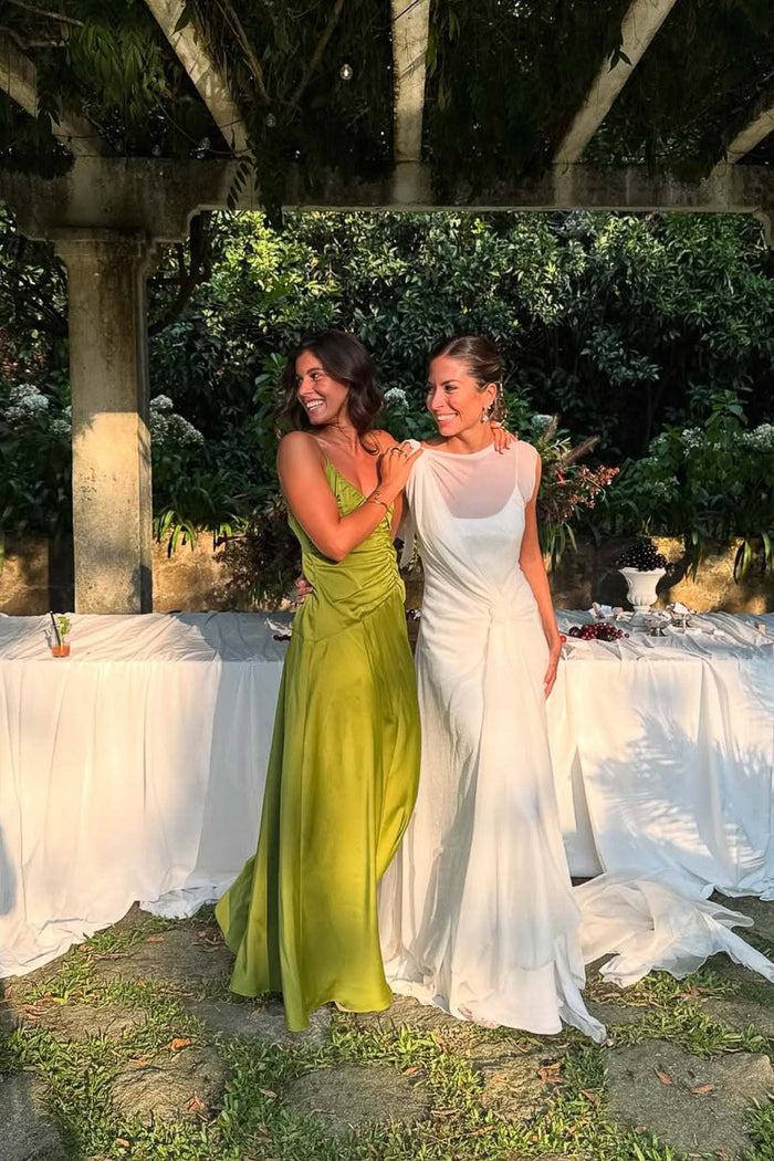Vestido Sara Aceite midi de tirantes ceñido de Lady Pipa para invitada y eventos.